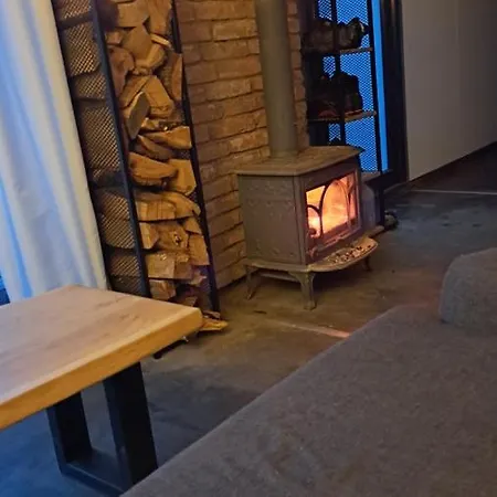 Apartment Wudino - V Prirode, Se Zviraty V Industrialnim Duchu, *